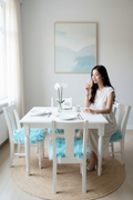 COMEDOR LILY DE 4 SILLAS Y UNA BANCA